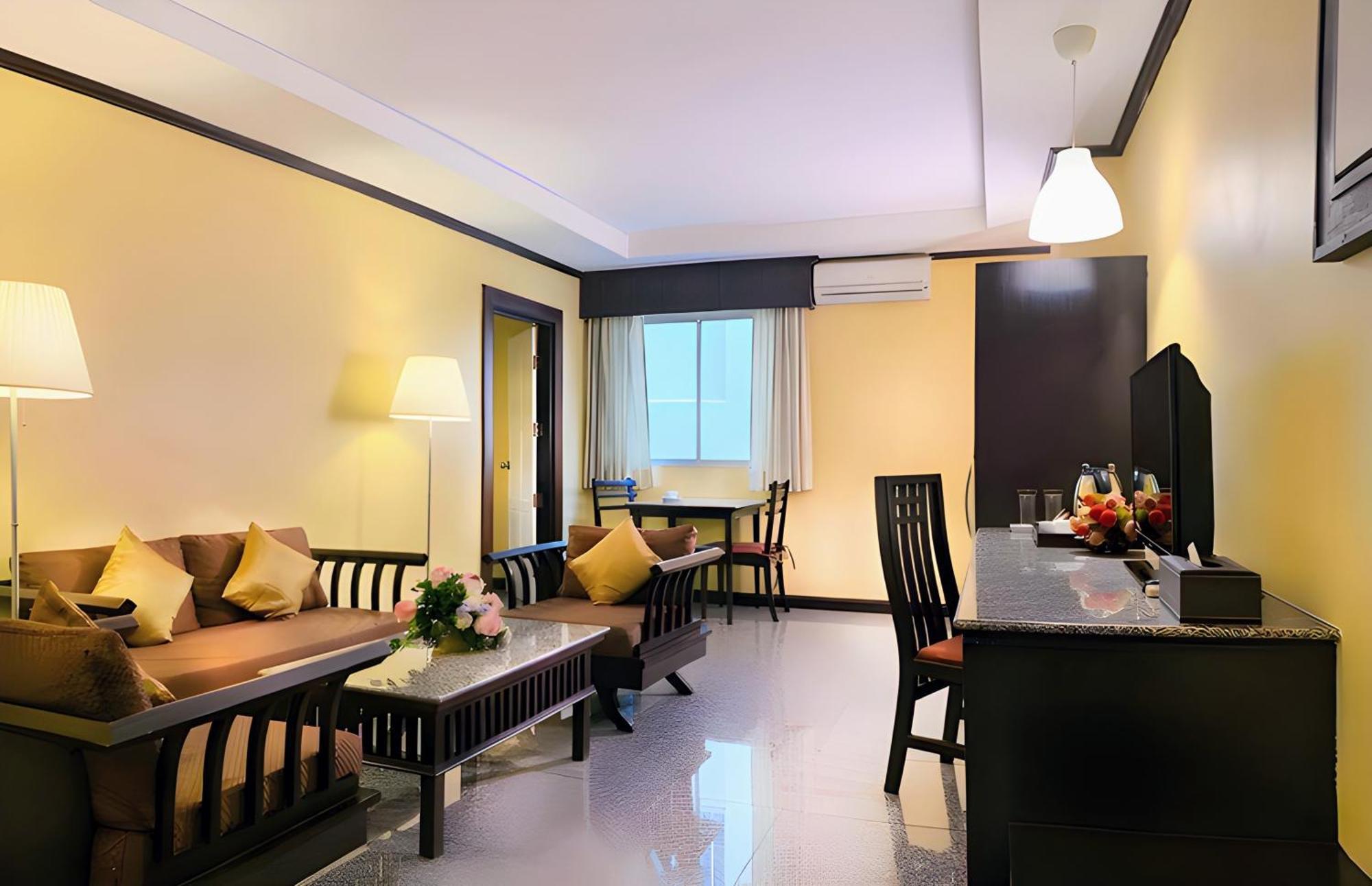 Royal Peninsula Hotel Chiangmai Chiang Mai Exteriör bild