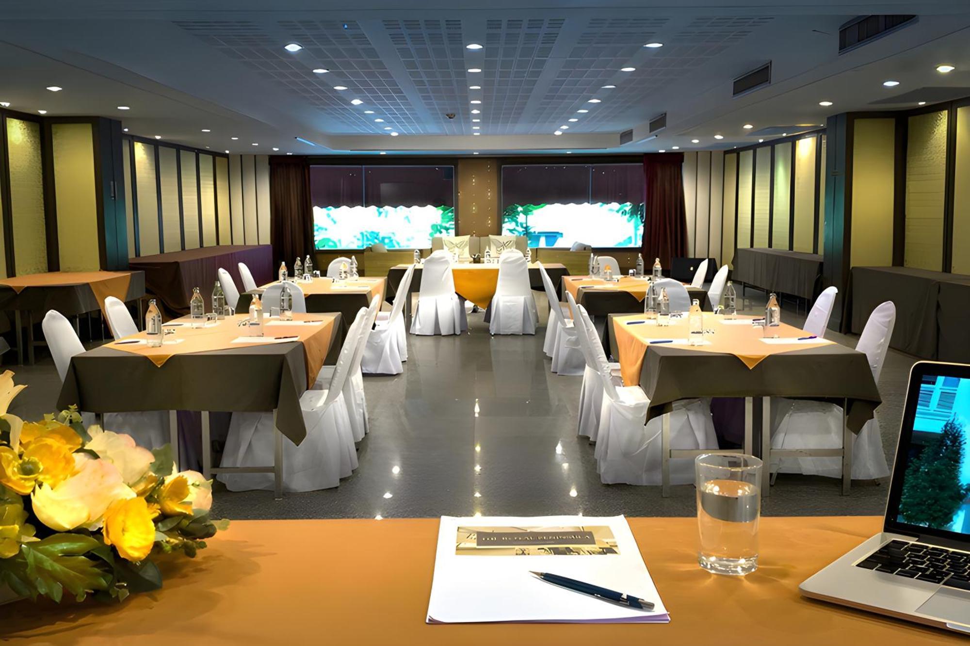 Royal Peninsula Hotel Chiangmai Chiang Mai Exteriör bild