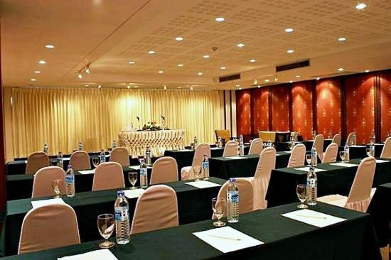 Royal Peninsula Hotel Chiangmai Chiang Mai Exteriör bild