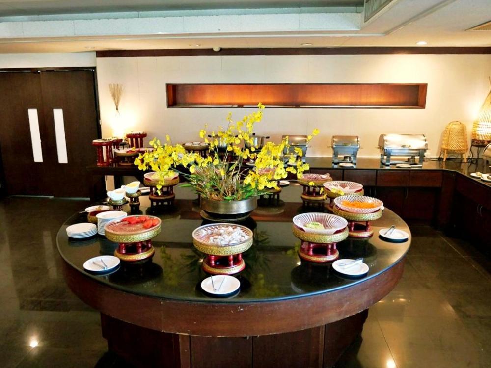 Royal Peninsula Hotel Chiangmai Chiang Mai Exteriör bild