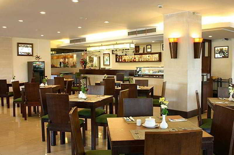 Royal Peninsula Hotel Chiangmai Chiang Mai Exteriör bild