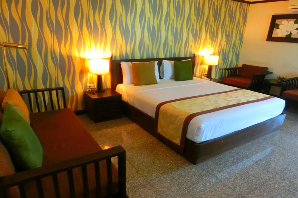 Royal Peninsula Hotel Chiangmai Chiang Mai Exteriör bild