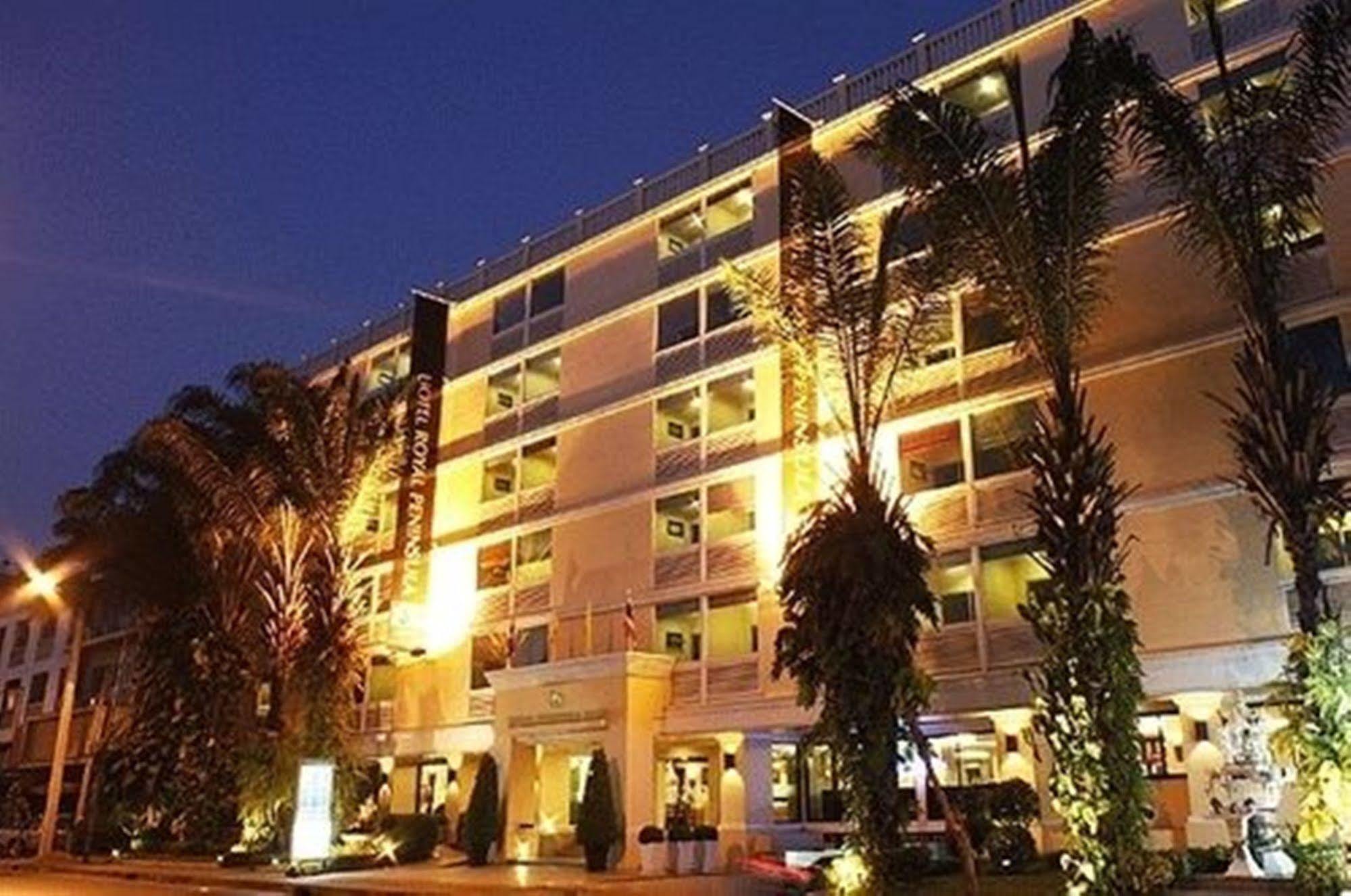 Royal Peninsula Hotel Chiangmai Chiang Mai Exteriör bild